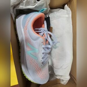 New Balance Women's White and Peach Athletic Shoes